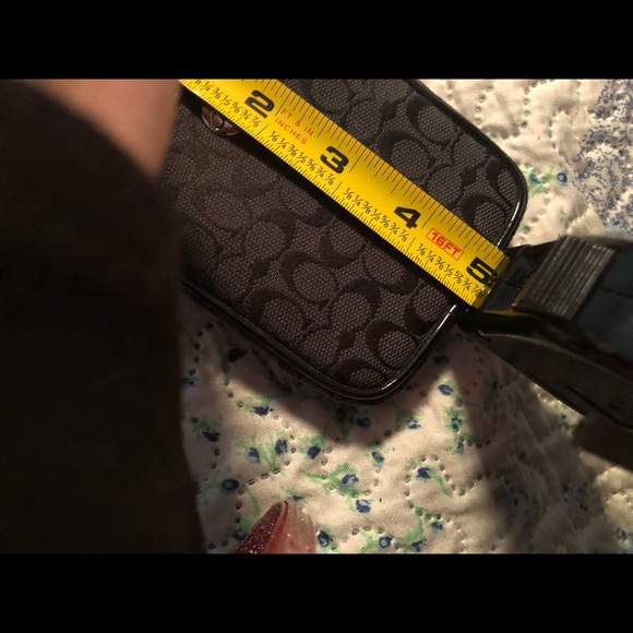 Black on Black Coach wristlet bared used. - Picture 6 of 6